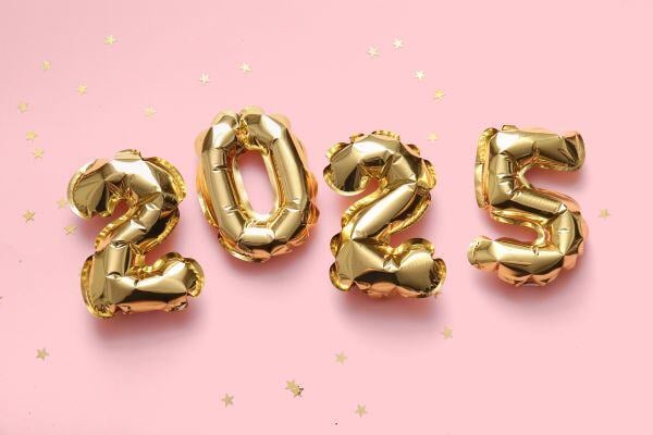 6 Valuable New Year’s Resolutions for Your Business in 2025