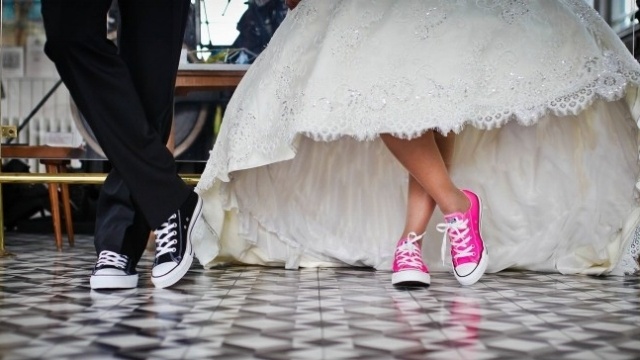wedding-couple-converse-shoes-868950-edited.jpg